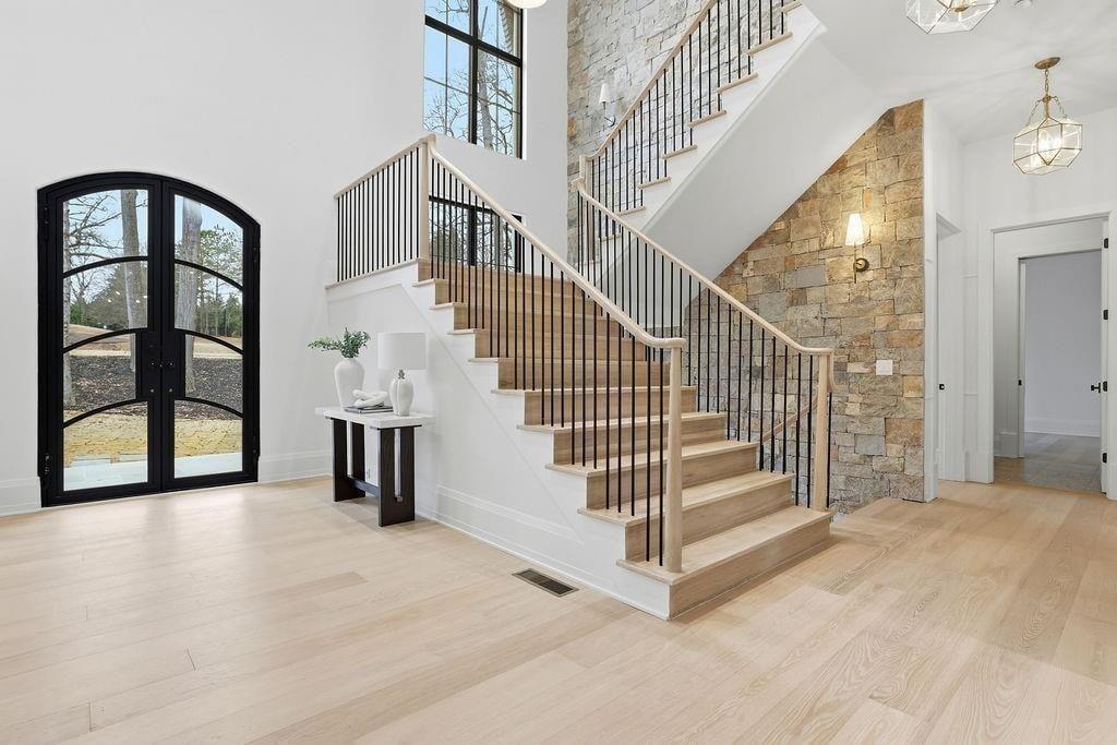 115 Oak Leaf Trail