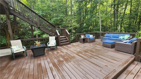 A home in Dawsonville