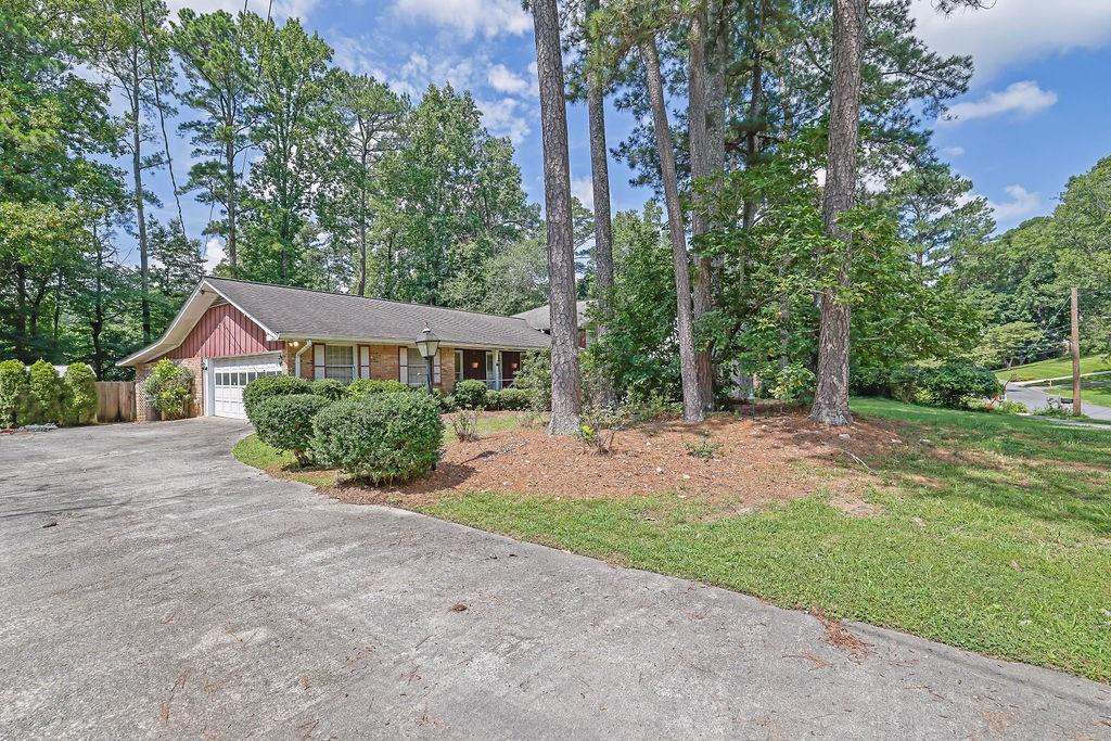 1653 Kings Down Circle