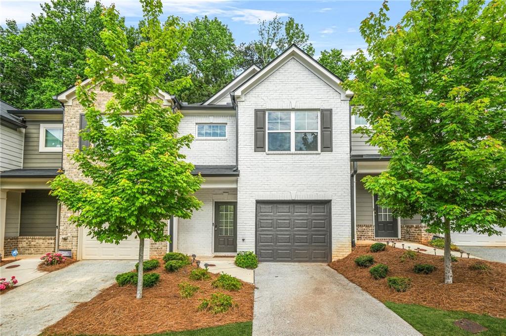 3181 Meadowstone Lane, Atlanta, Georgia image 1