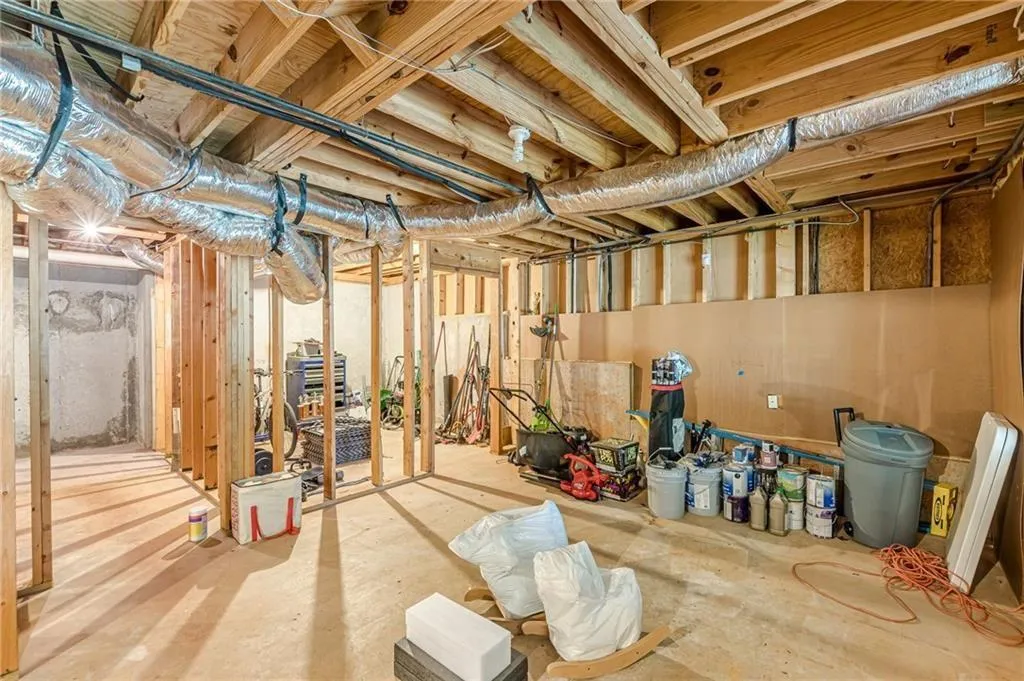 Smyrna, Georgia 30082, United States, 4 Bedrooms Bedrooms, ,3 BathroomsBathrooms,Residential,Active,192078