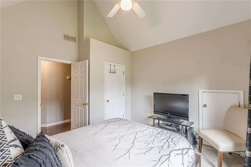 Smyrna, Georgia 30082, United States, 4 Bedrooms Bedrooms, ,3 BathroomsBathrooms,Residential,Active,192078