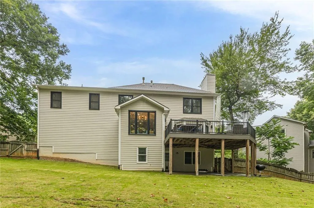 Smyrna, Georgia 30082, United States, 4 Bedrooms Bedrooms, ,3 BathroomsBathrooms,Residential,Active,192078