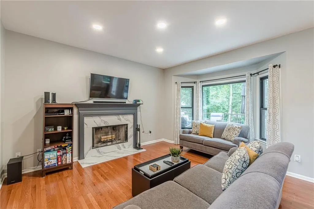 Smyrna, Georgia 30082, United States, 4 Bedrooms Bedrooms, ,3 BathroomsBathrooms,Residential,Active,192078