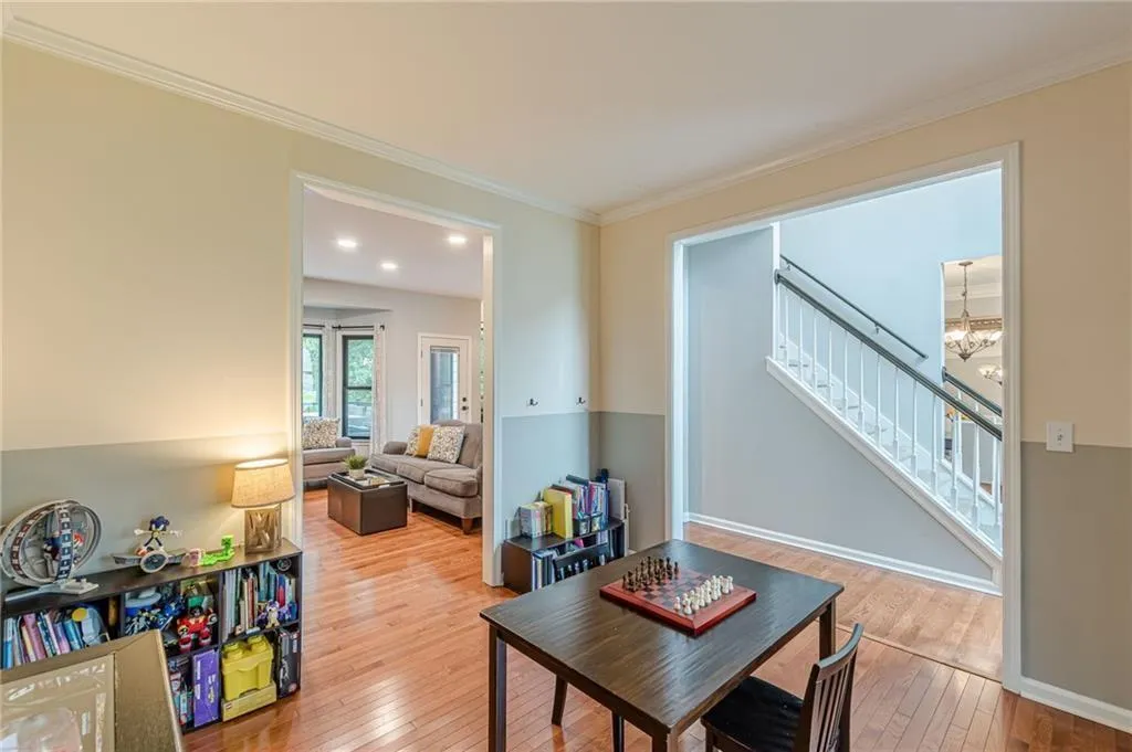 Smyrna, Georgia 30082, United States, 4 Bedrooms Bedrooms, ,3 BathroomsBathrooms,Residential,Active,192078