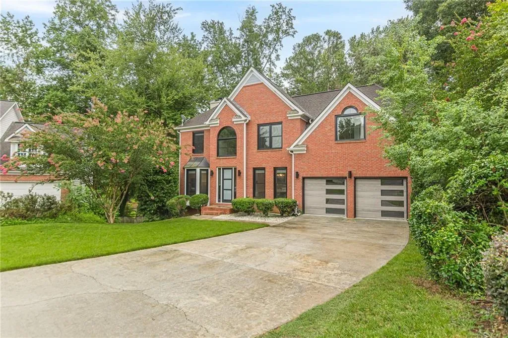 Smyrna, Georgia 30082, United States, 4 Bedrooms Bedrooms, ,3 BathroomsBathrooms,Residential,Active,192078