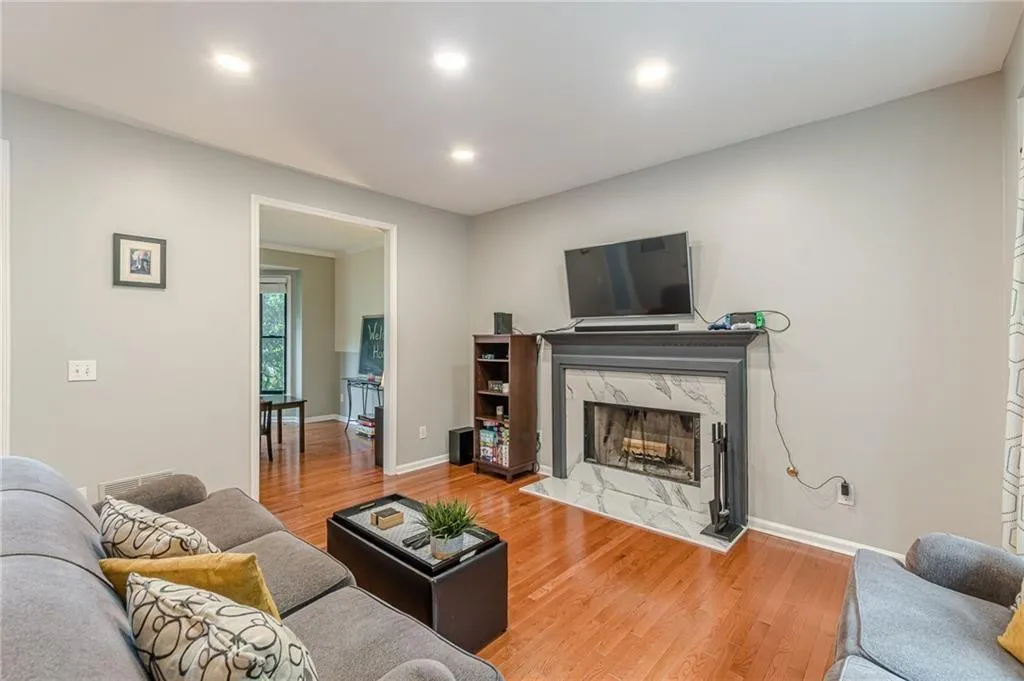 Smyrna, Georgia 30082, United States, 4 Bedrooms Bedrooms, ,3 BathroomsBathrooms,Residential,Active,192078