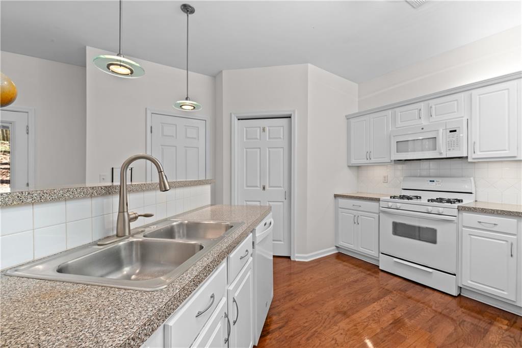 431 Kensington Parc Drive, Avondale Estates, Georgia image 11