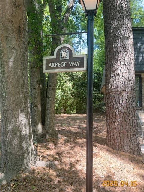 30 Arpege Way NW Atlanta GA 30327