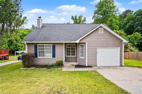 Homes For Sale - 6221 Amberly Road<br/> Rex, GA 30273