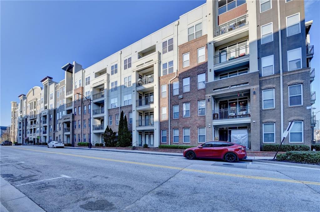 390 17th st #4013 Street 4013