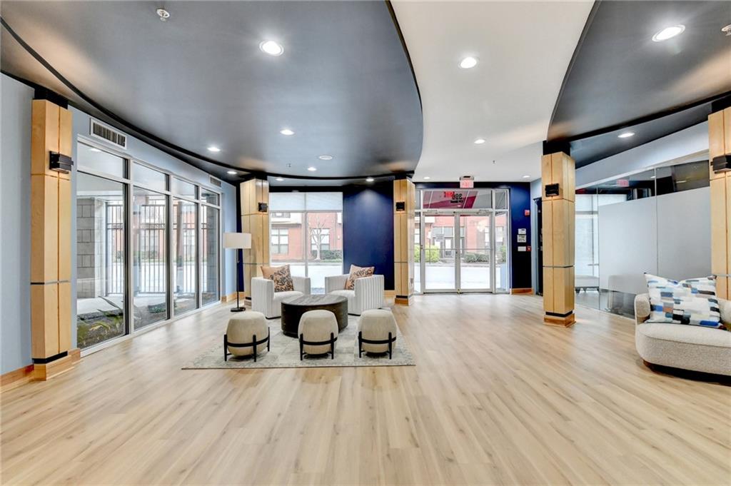 390 17th st #4013 Street 4013