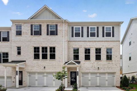 Townhouse For Sale - 5829 Schelton Place<br/> Mableton, GA 30126