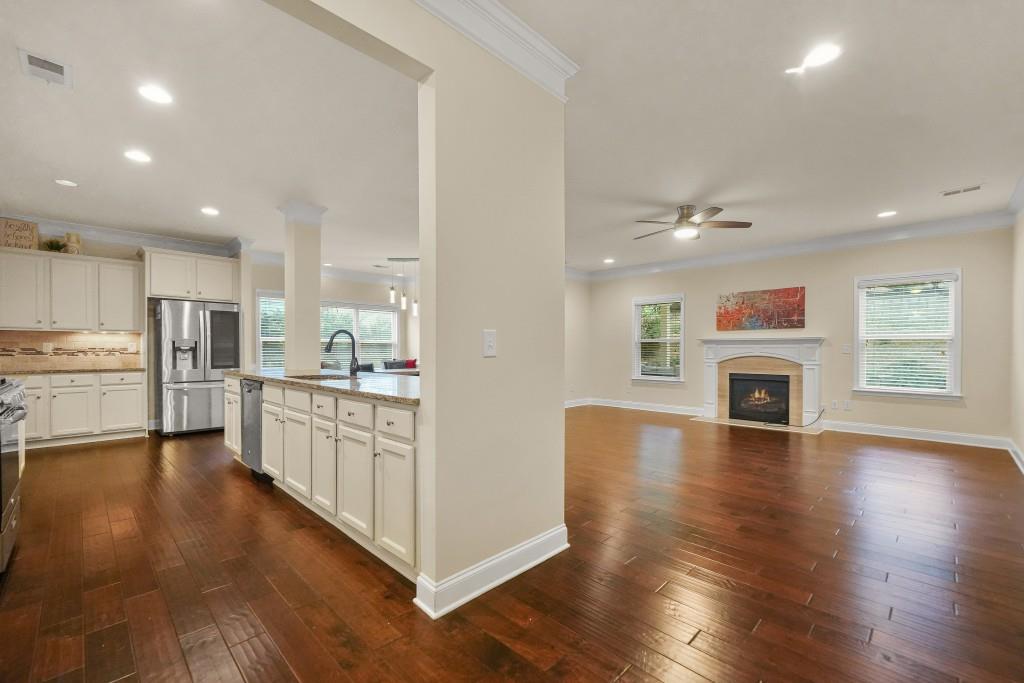 4435 Heatherwood Drive