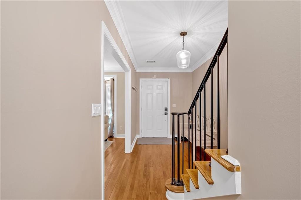 4 Mount Vernon Circle