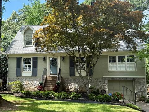 Homes For Sale - 457 Princeton Way<br/> Atlanta, GA 30307