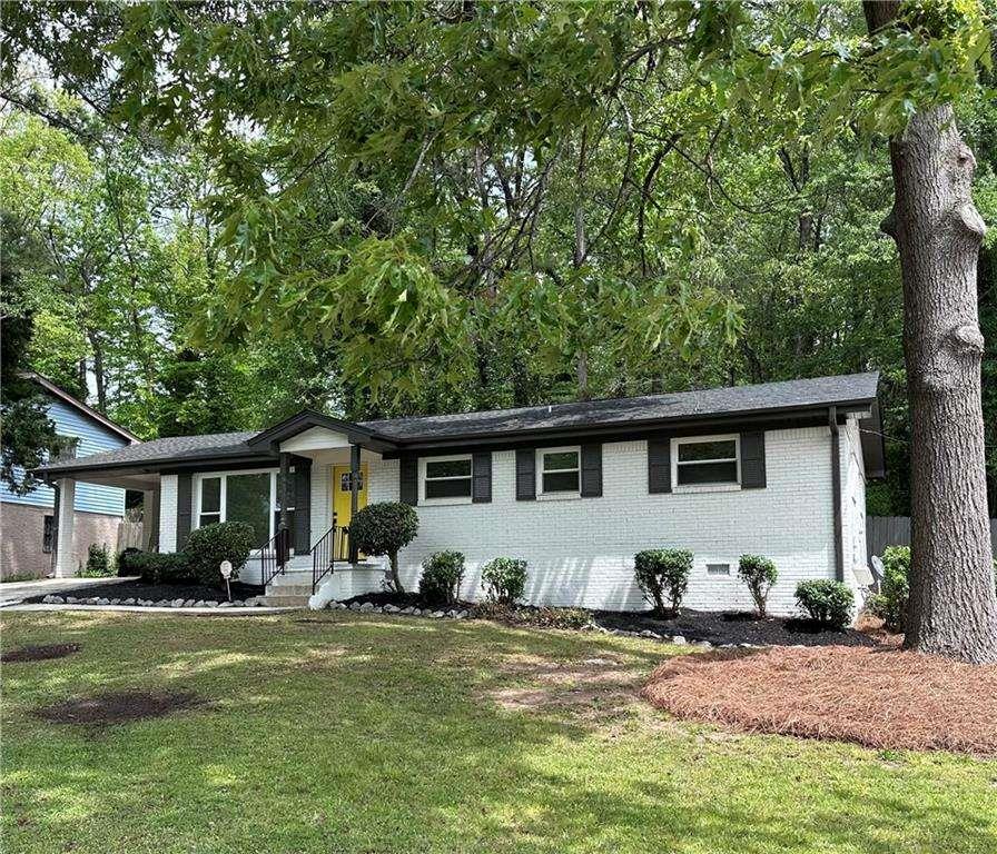 4396 Greenleaf Circle