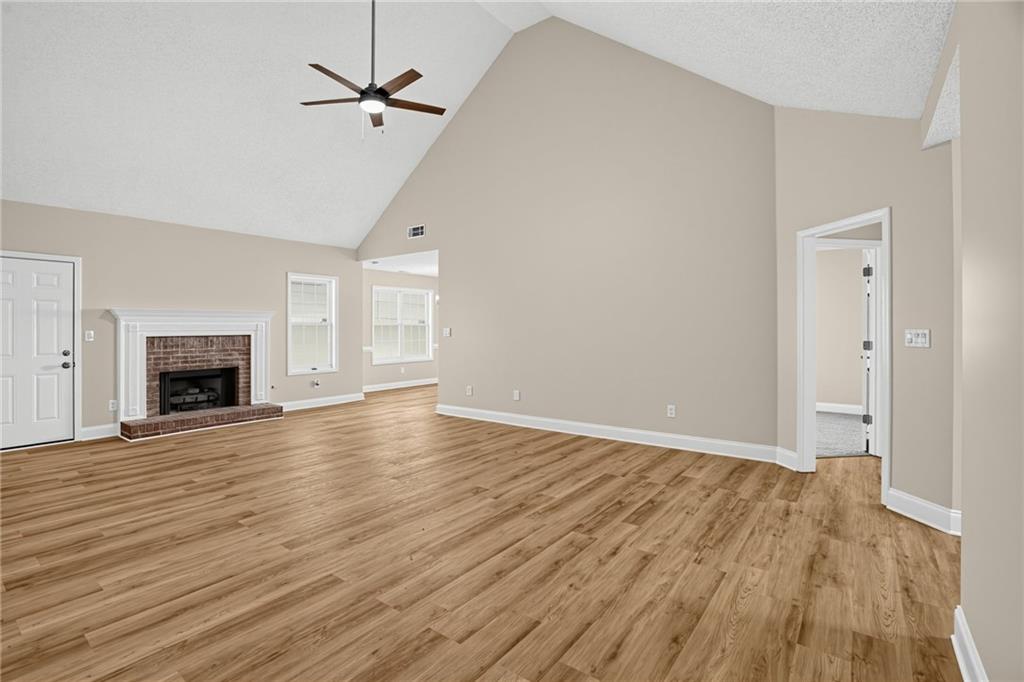 1512 Queen Elizabeth Drive