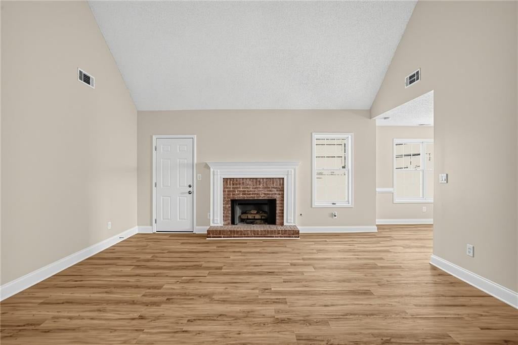 1512 Queen Elizabeth Drive