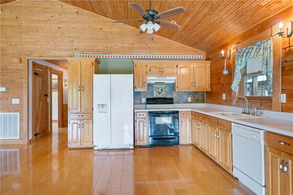 315 Woody Road NW