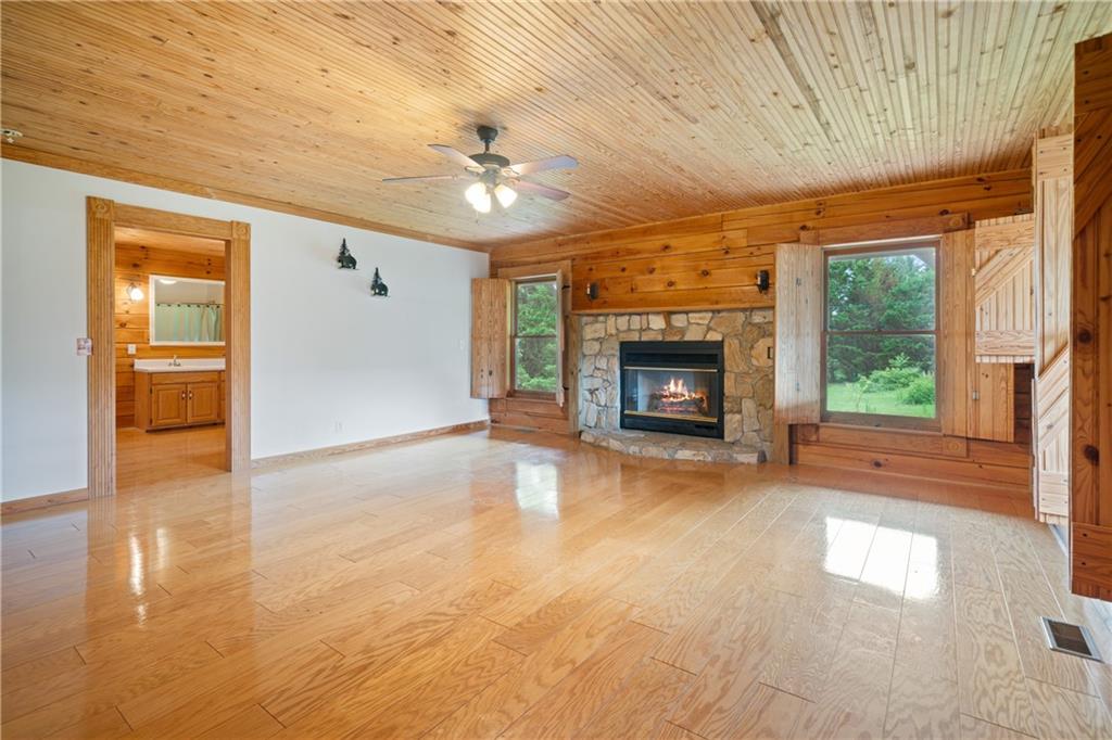 315 Woody Road NW