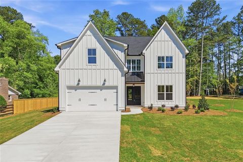 Photo of 2487 Sims Drive NE, Marietta, GA 30066 (MLS # 7750995)