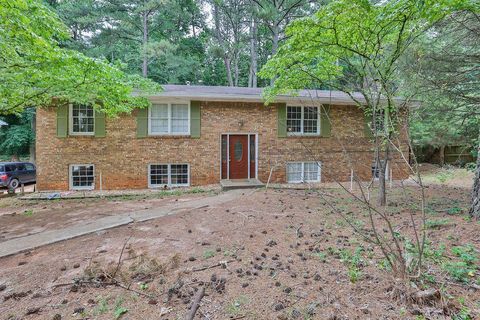 A home in Lilburn