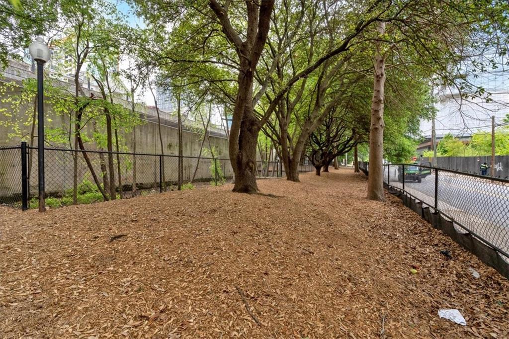 1075 Peachtree Walk #A421, Atlanta, Georgia image 32