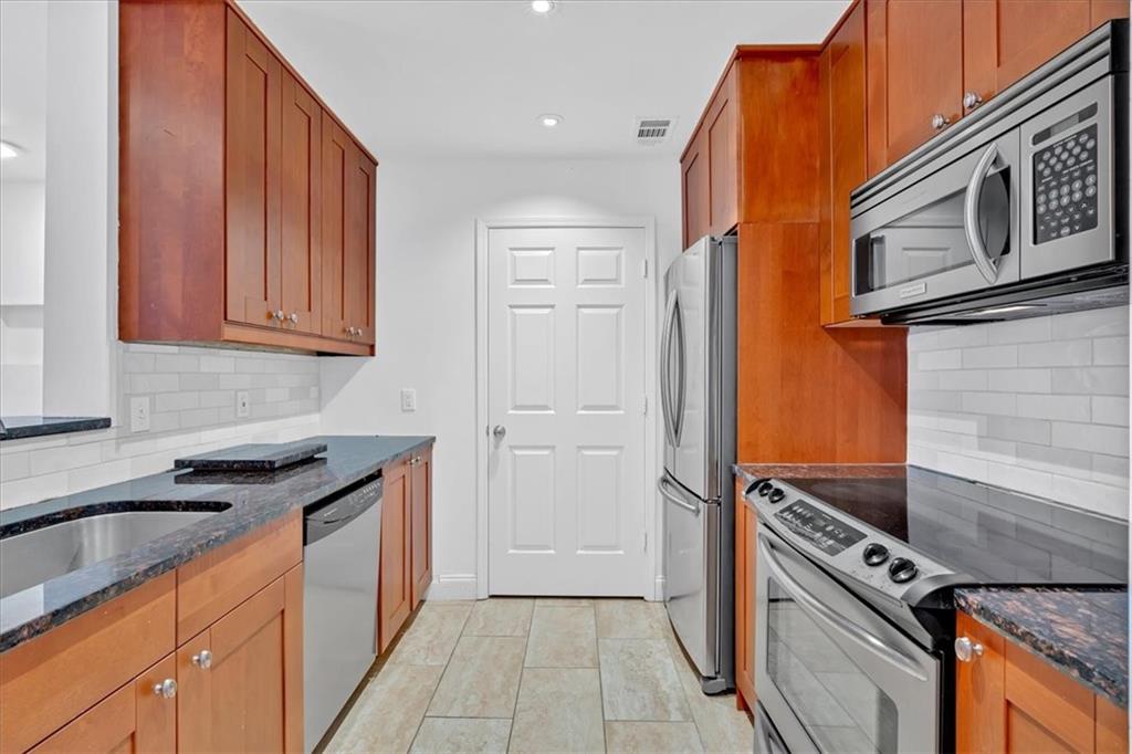 1075 Peachtree Walk #A421, Atlanta, Georgia image 4