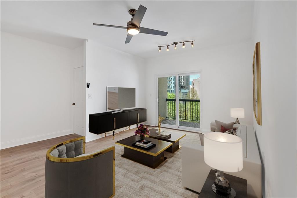 1075 Peachtree Walk NE A421