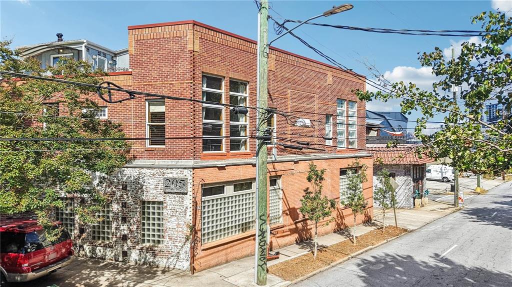 205 Walker Street SW G8