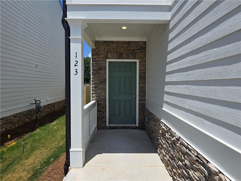 123 Shelter Lane E