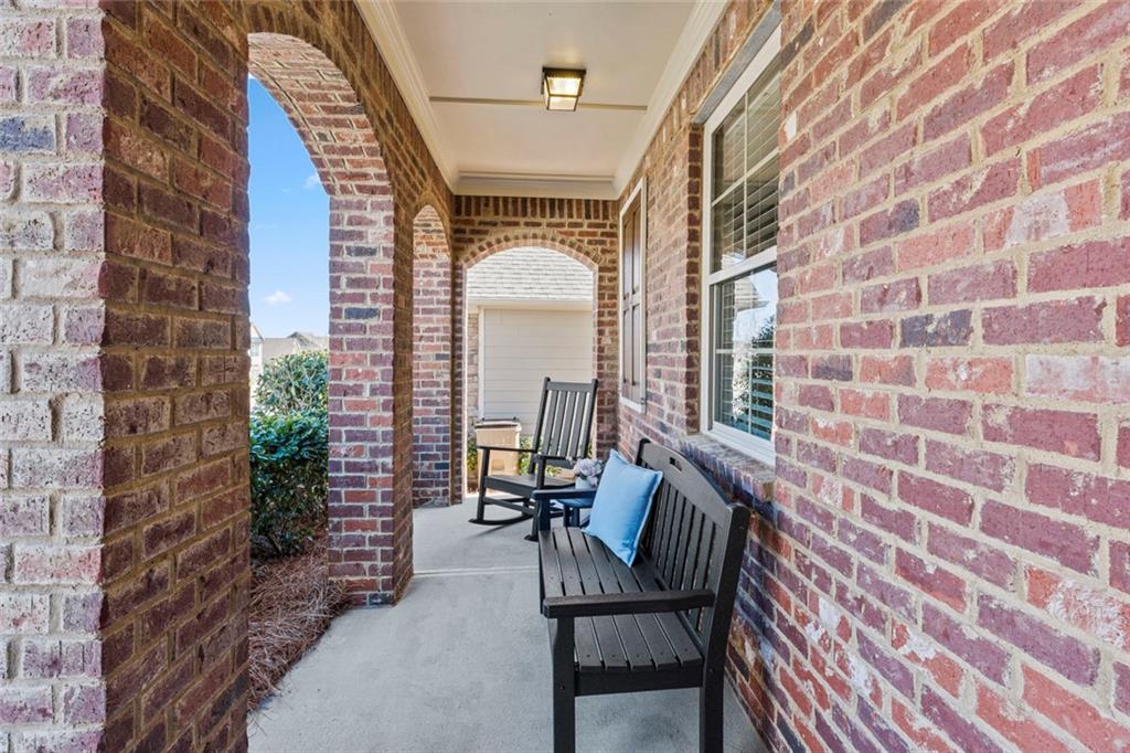 6647 Rivergreen Road