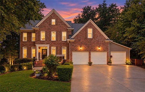 Homes For Sale - 214 Glenbrook Lane<br/> Canton, GA 30115