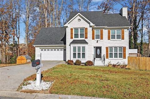 Homes For Sale - 2970 Waverly Place Drive<br/> Dacula, GA 30019