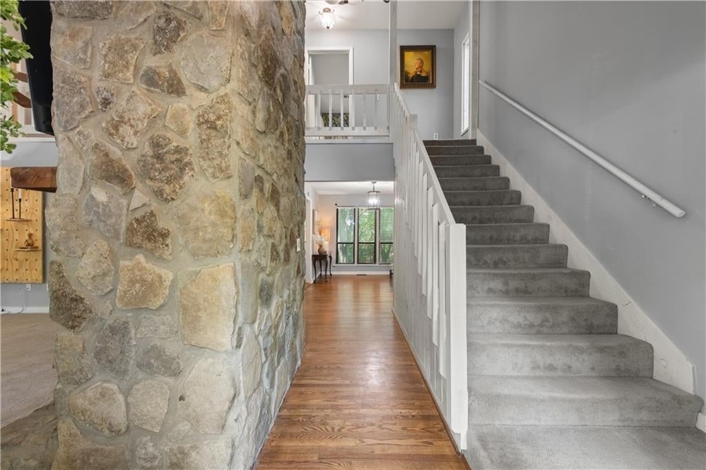 Photo of 638 Green Valley Drive SE, Smyrna, GA 30082 (MLS # 7838213)