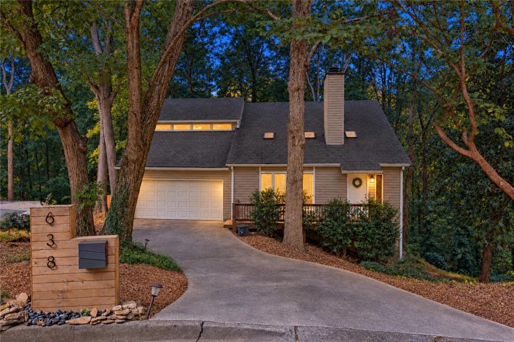 Photo of 638 Green Valley Drive SE, Smyrna, GA 30082 (MLS # 7838213)