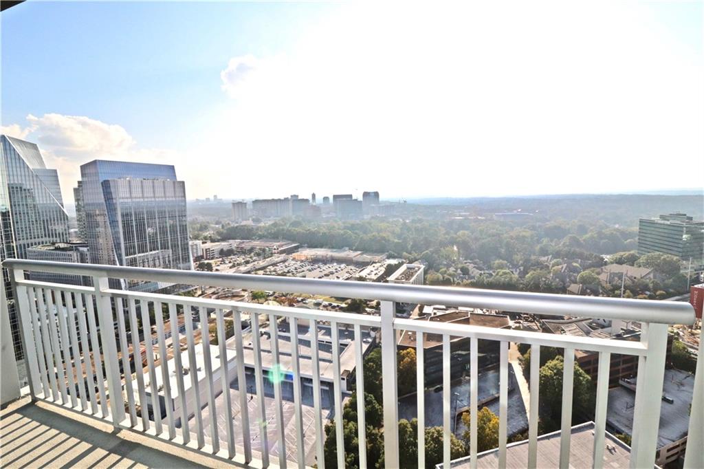 3338 Peachtree Road NE 2701