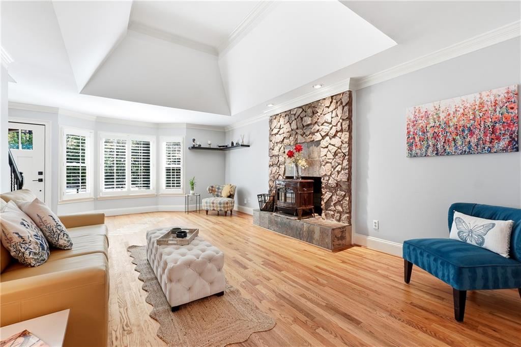 2836 Thornbriar Road