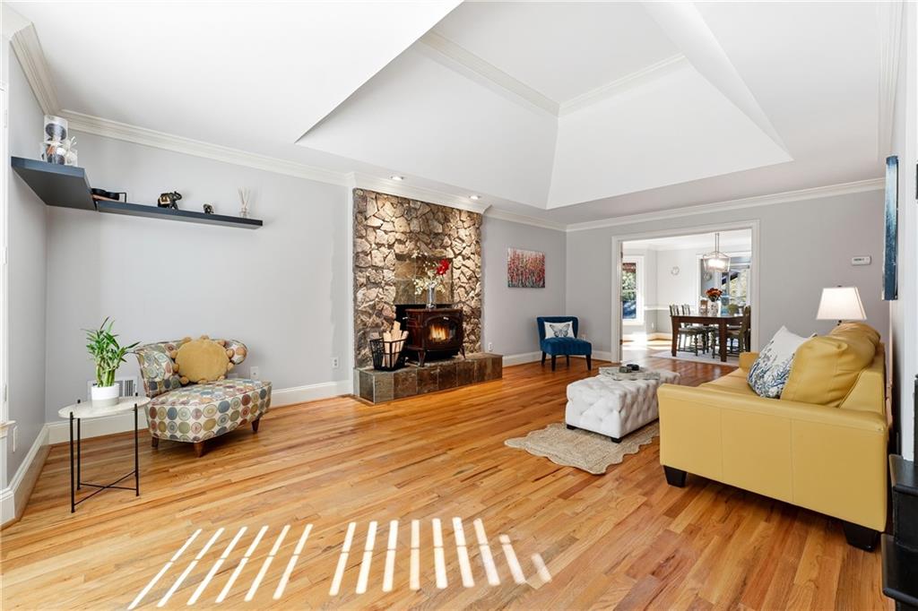 2836 Thornbriar Road