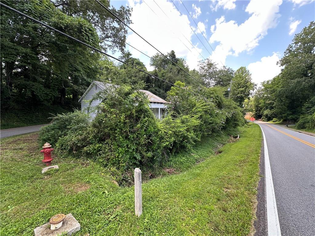 22 Honeysuckle Lane