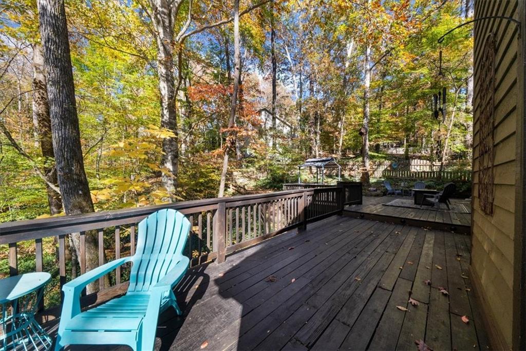 Loch Highland - Residential