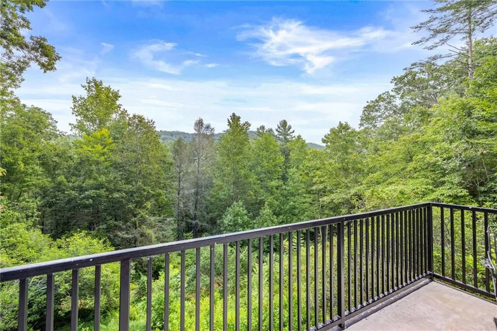 Cleveland, Georgia 30528, United States, 4 Bedrooms Bedrooms, ,2 BathroomsBathrooms,Residential,Active,47862