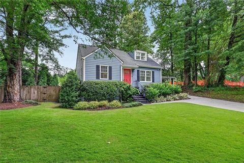 Homes For Sale - 1898 Dyer Circle<br/> Dekalb County, Chamblee, GA 30341