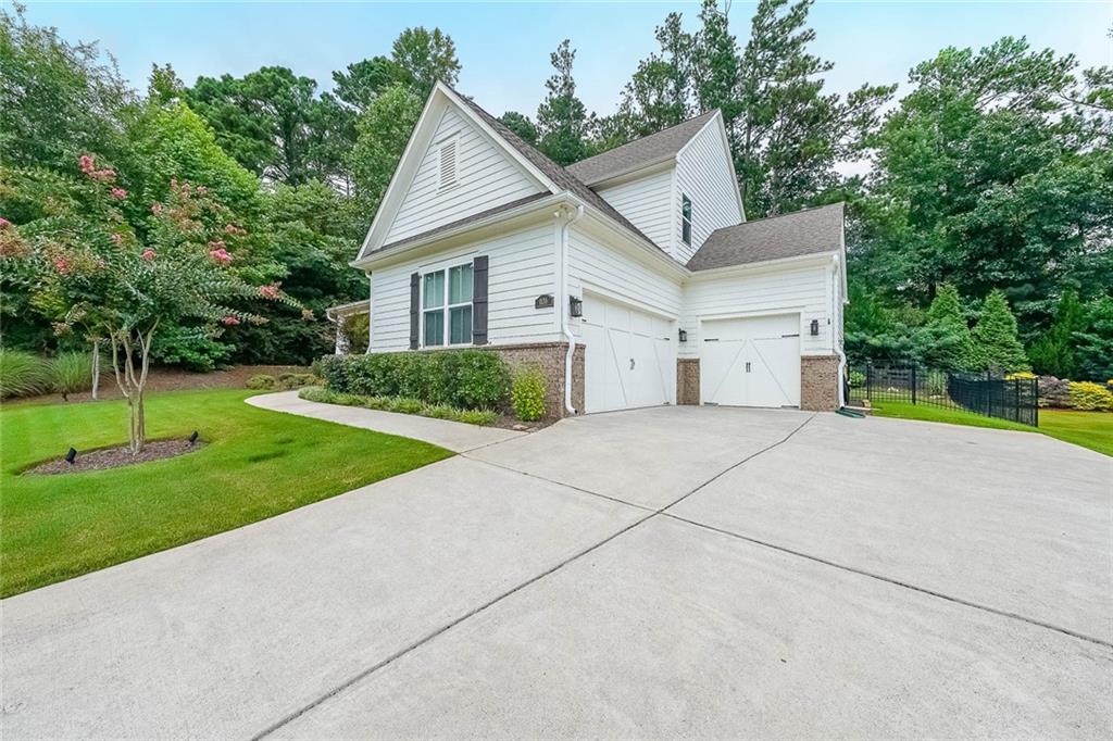 1135 Weighhouse Place