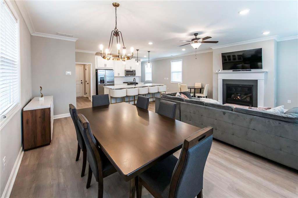 3739 Silvery Way