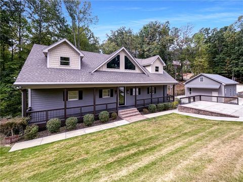 A home in Flowery Branch