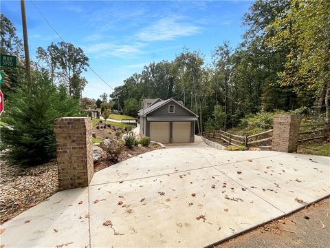 A home in Flowery Branch