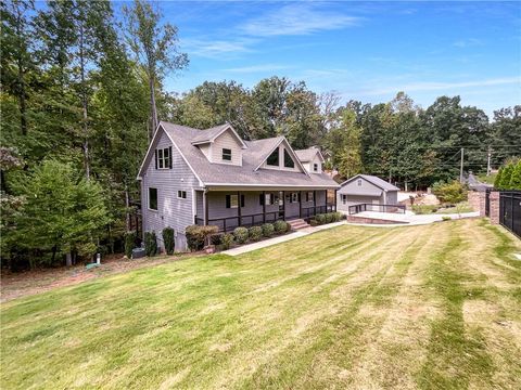 A home in Flowery Branch