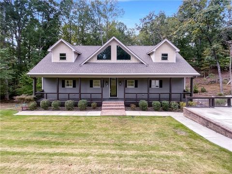 A home in Flowery Branch